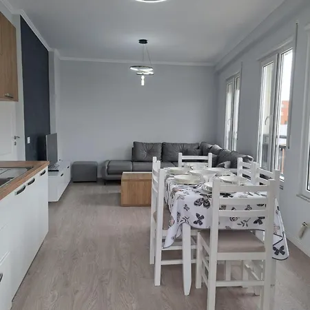 Modern Apartament In Capital City Two Bedrooms Appartamento