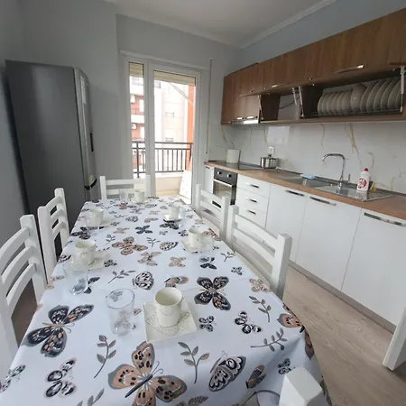 Appartamento Modern Apartament In Capital City Two Bedrooms *